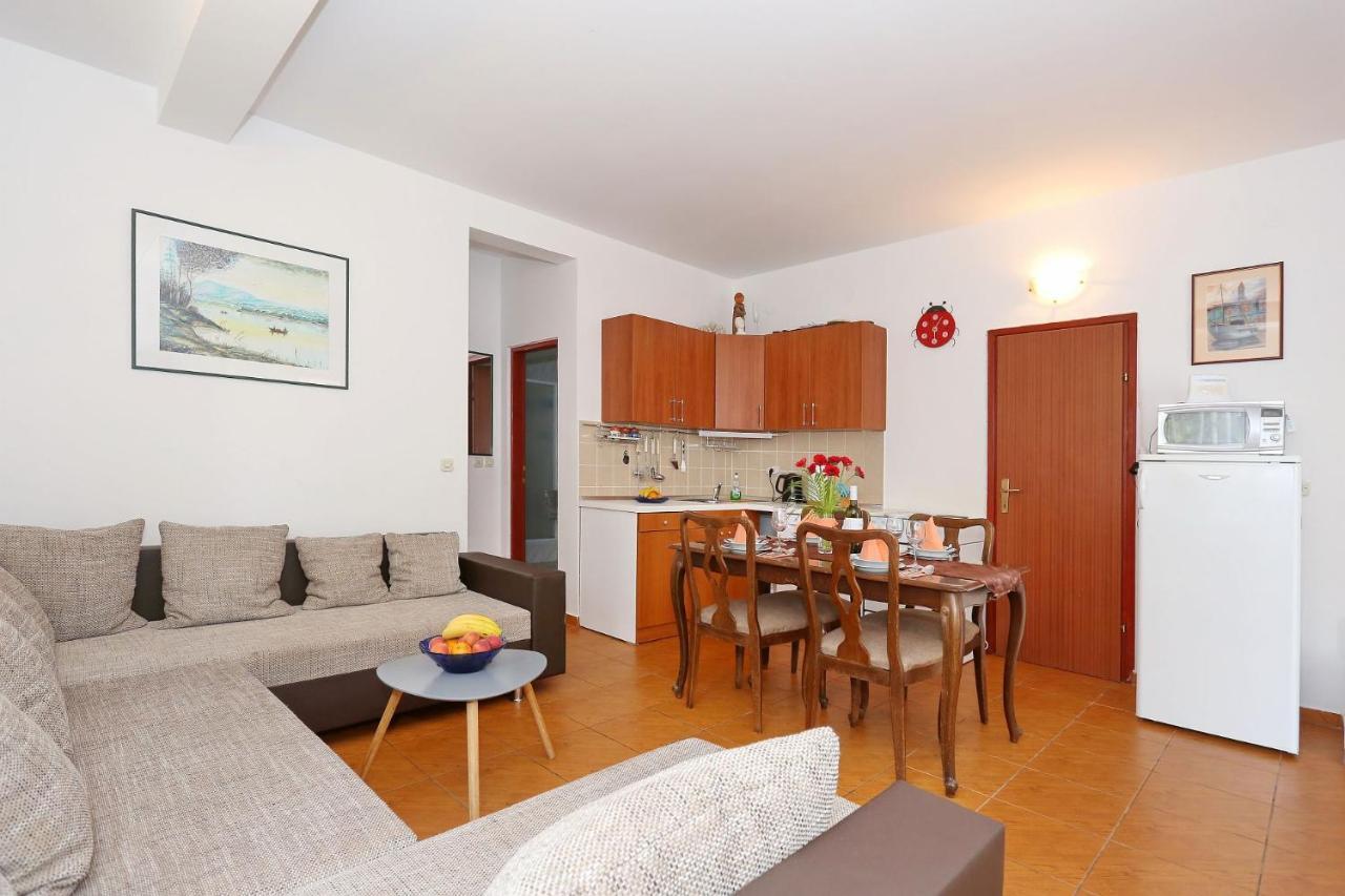 Villa Ivo Затон Экстерьер фото