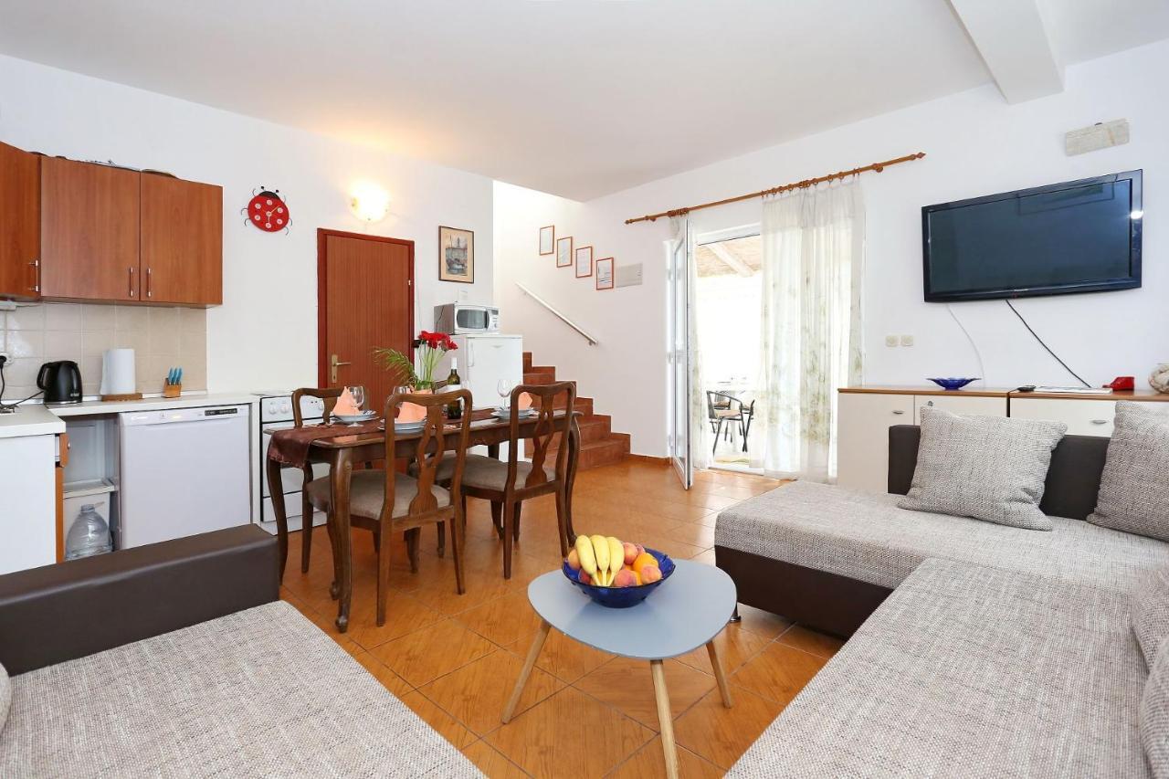 Villa Ivo Затон Экстерьер фото