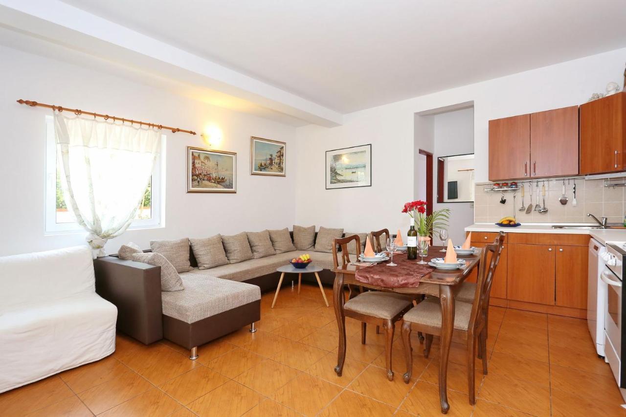 Villa Ivo Затон Экстерьер фото